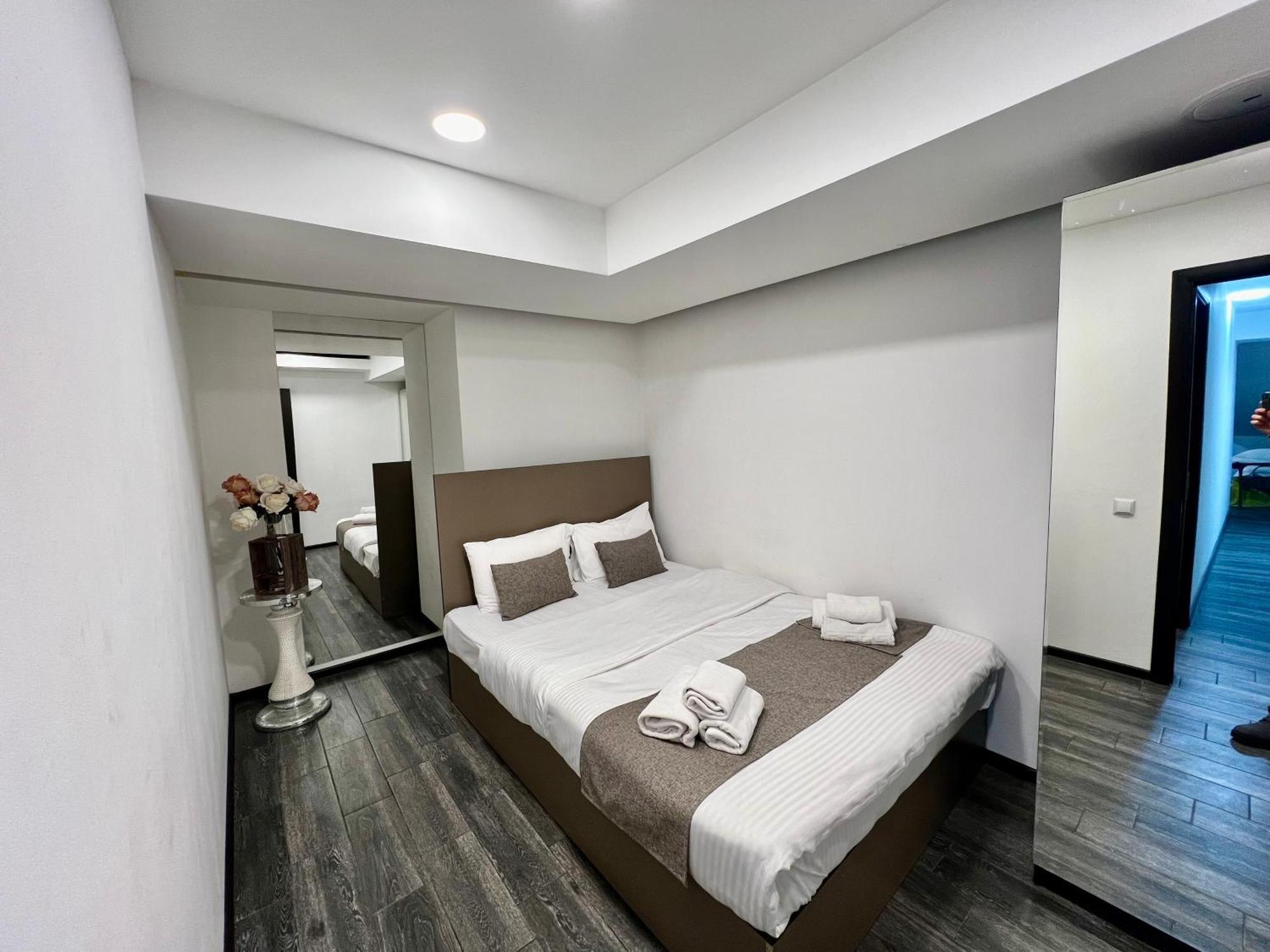 Yvn Tumanyan Apart-Hotel Ереван Экстерьер фото