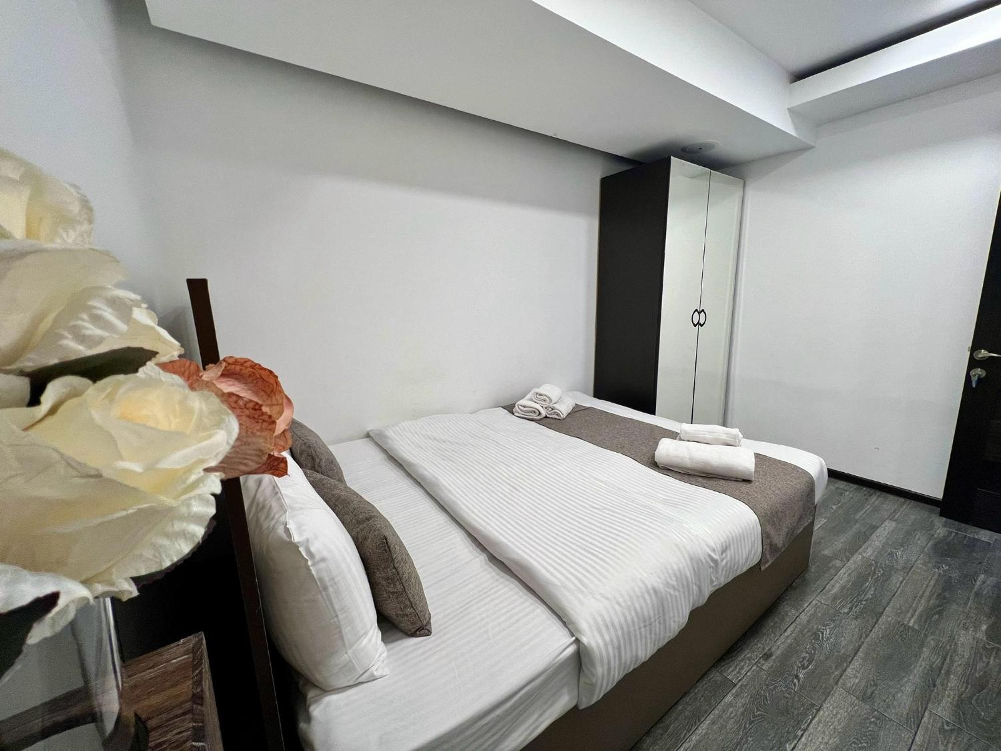 Yvn Tumanyan Apart-Hotel Ереван Экстерьер фото
