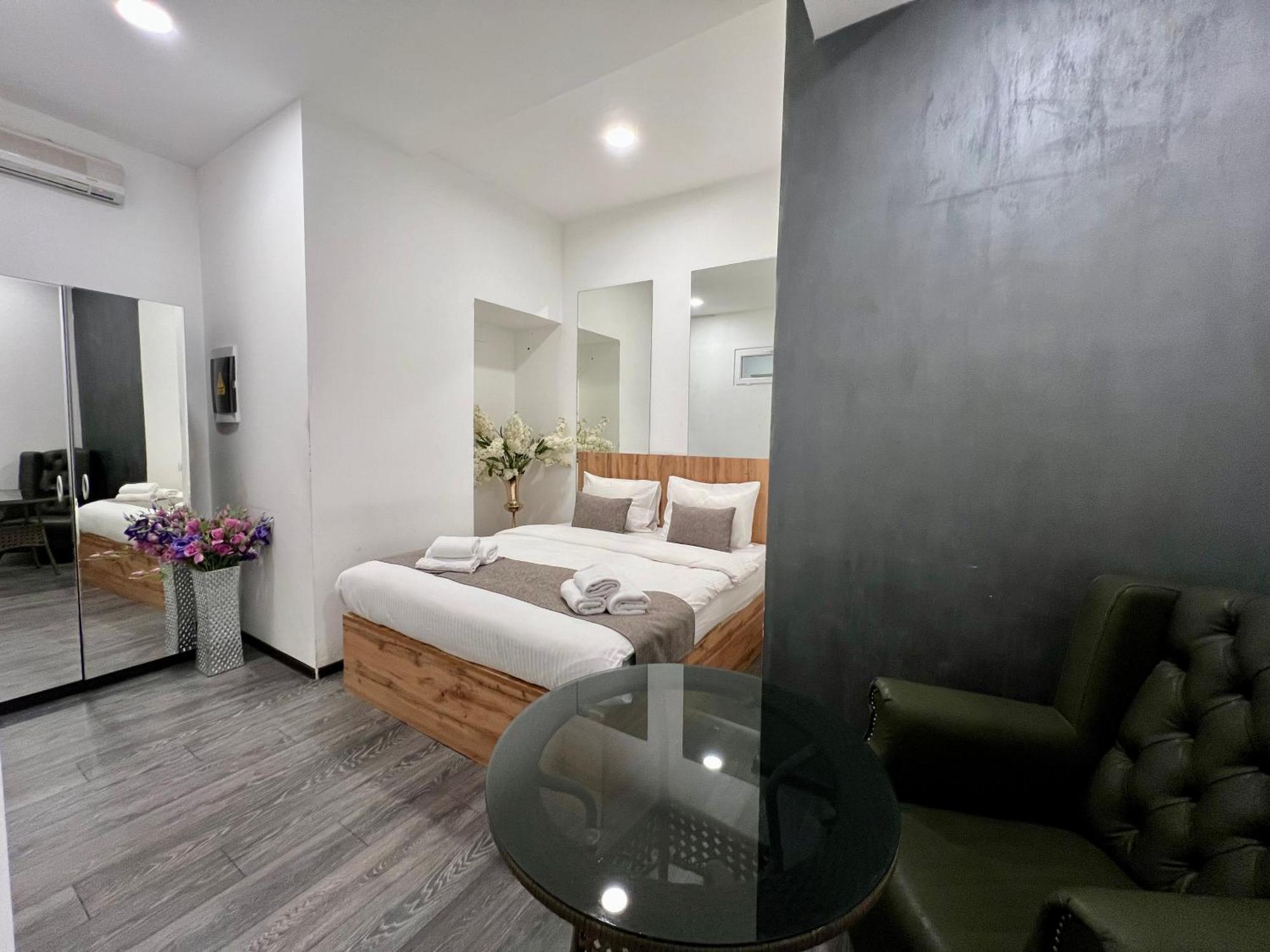 Yvn Tumanyan Apart-Hotel Ереван Экстерьер фото