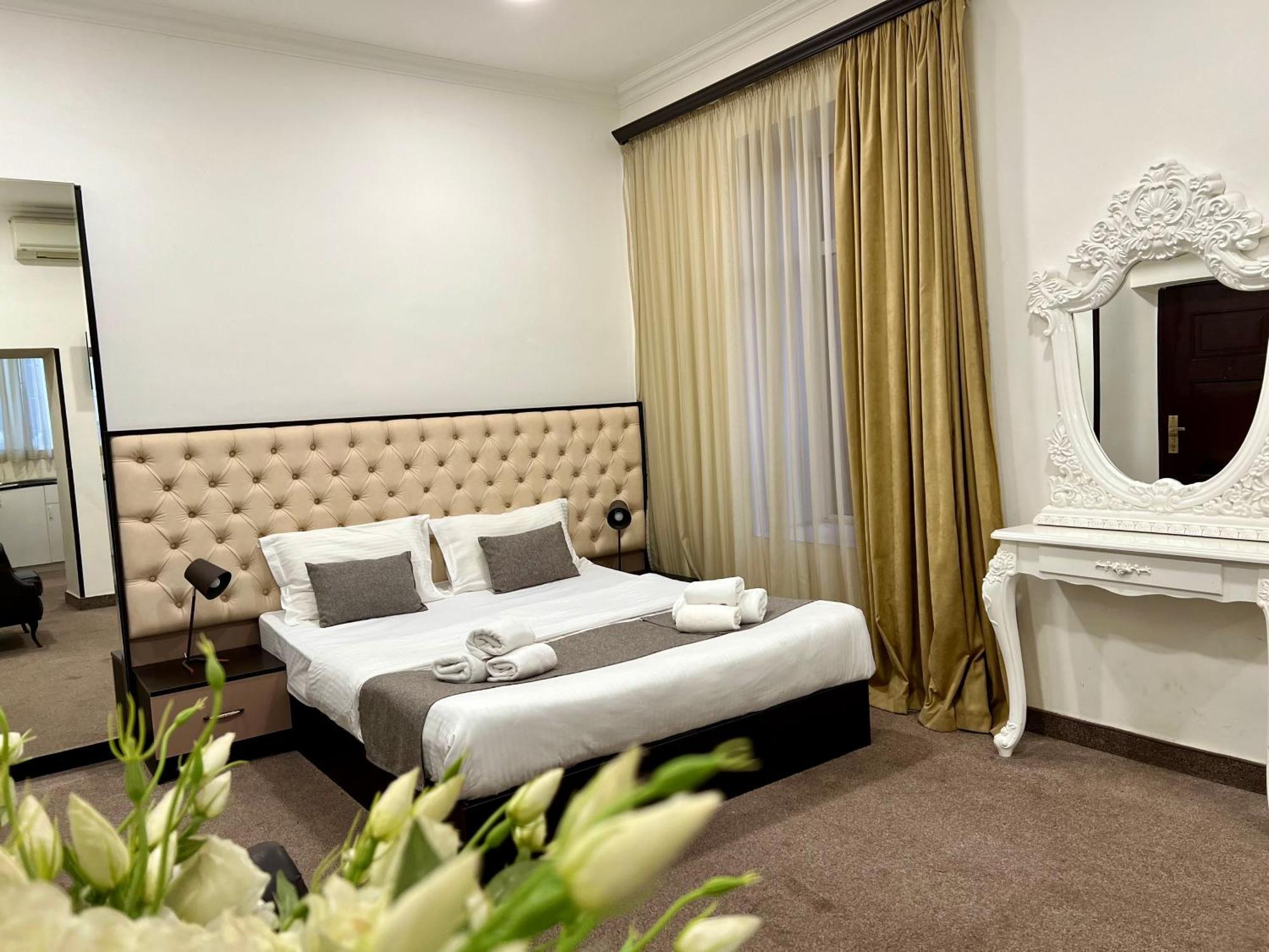 Yvn Tumanyan Apart-Hotel Ереван Экстерьер фото